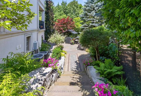 Photo 37 at 123 Salamander Court, Maple, Vaughan