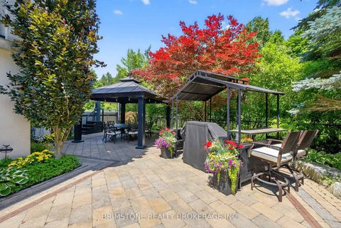 Photo 39 at 123 Salamander Court, Maple, Vaughan
