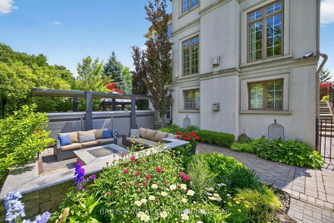 Photo 42 at 123 Salamander Court, Maple, Vaughan