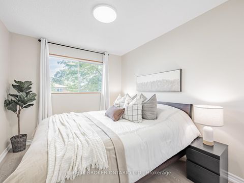 Photo 15 at 20 - 30 Dundalk Drive, Dorset Park, Toronto