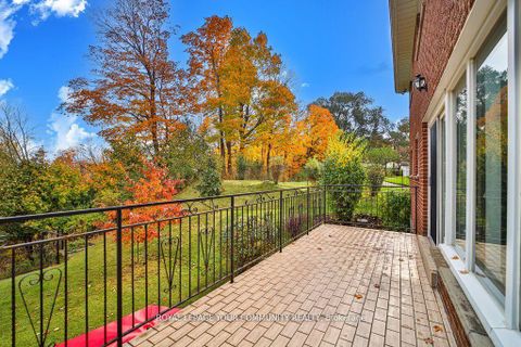 Photo 16 at 21 Disan Court, Beaumonde Heights, Toronto