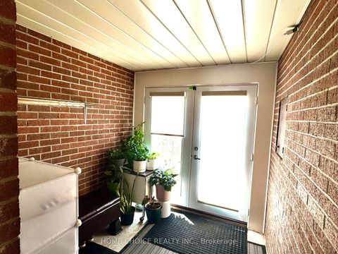 Photo 3 at 43 - 30 Dundalk Drive, Dorset Park, Toronto