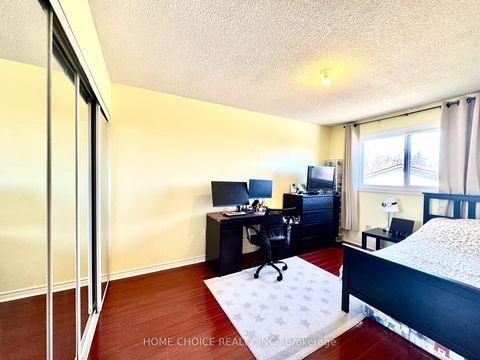 Photo 16 at 43 - 30 Dundalk Drive, Dorset Park, Toronto