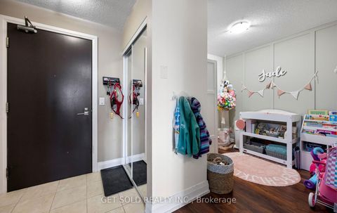 Photo 3 at 914 - 1060 Sheppard Avenue W, York University Heights, Toronto