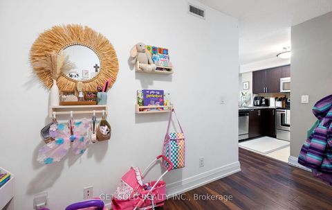 Photo 5 at 914 - 1060 Sheppard Avenue W, York University Heights, Toronto
