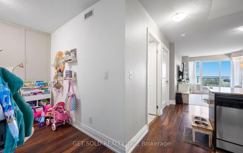 Photo 6 at 914 - 1060 Sheppard Avenue W, York University Heights, Toronto