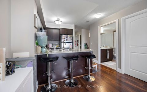 Photo 10 at 914 - 1060 Sheppard Avenue W, York University Heights, Toronto