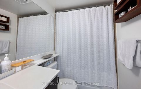 Photo 14 at 914 - 1060 Sheppard Avenue W, York University Heights, Toronto