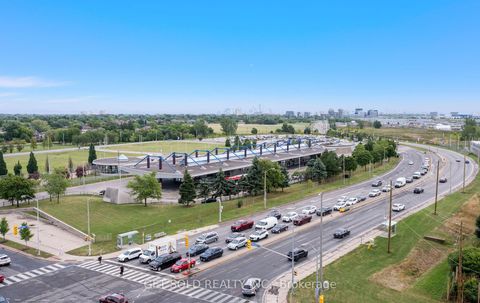 Photo 38 at 914 - 1060 Sheppard Avenue W, York University Heights, Toronto