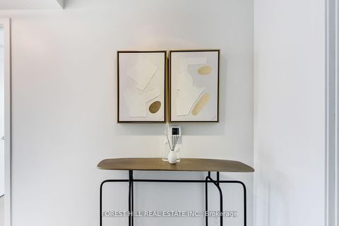 Photo 7 at 807 - 185 Alberta Avenue, Oakwood Village, Toronto