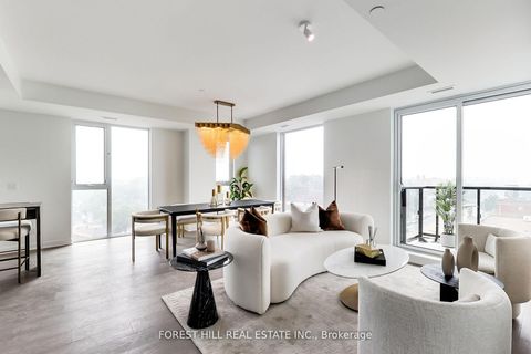 Photo 15 at 807 - 185 Alberta Avenue, Oakwood Village, Toronto