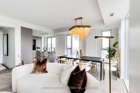 Photo 21 at 807 - 185 Alberta Avenue, Oakwood Village, Toronto