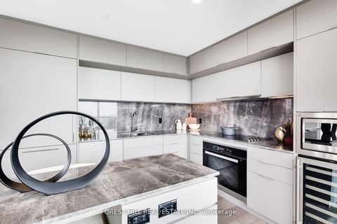 Photo 33 at 807 - 185 Alberta Avenue, Oakwood Village, Toronto