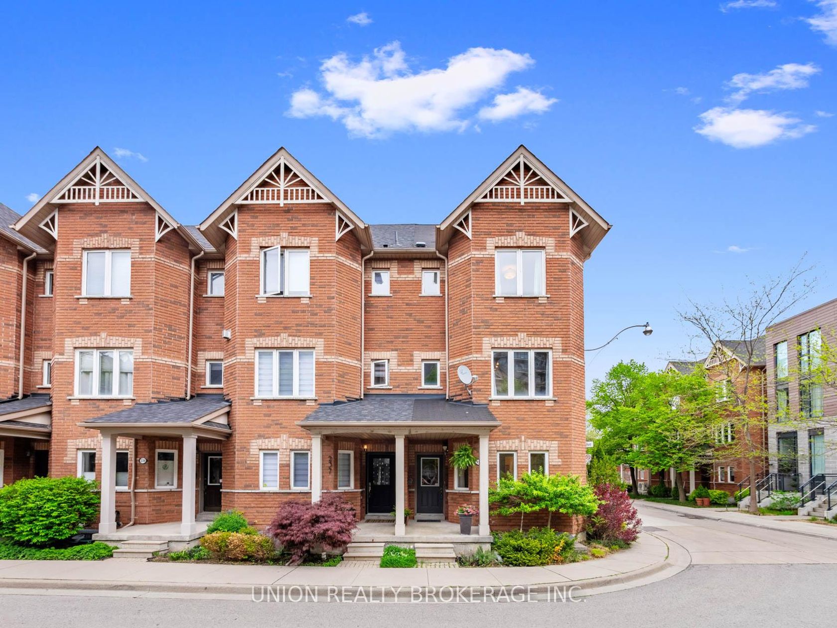 235 Boston Avenue, South Riverdale, Toronto 