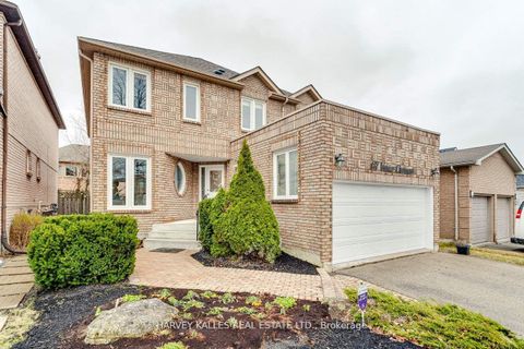 Photo 1 at 67 Venice Crescent, Beverley Glen, Vaughan
