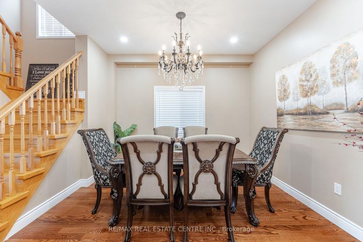 Photo 5 at 35 Pantano Drive, Sheldon, Hamilton