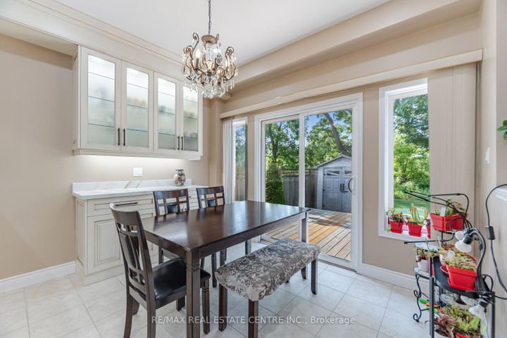 Photo 16 at 35 Pantano Drive, Sheldon, Hamilton