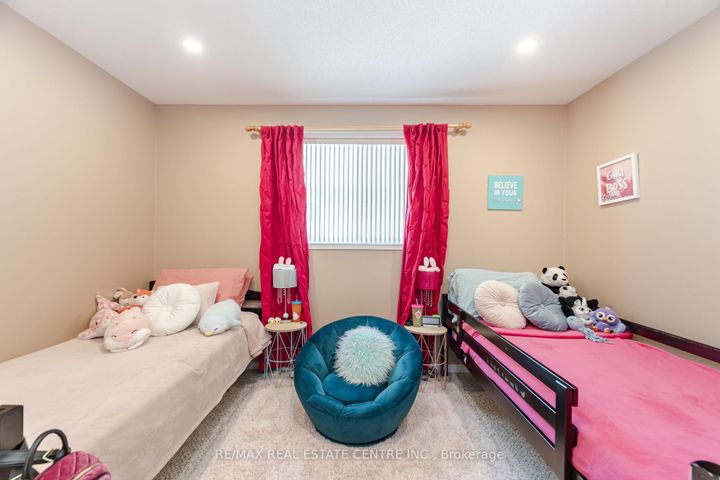 Photo 26 at 35 Pantano Drive, Sheldon, Hamilton