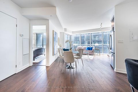 Photo 4 at 1012 - 20 Bruyeres Mews, Niagara, Toronto