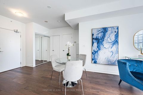 Photo 10 at 1012 - 20 Bruyeres Mews, Niagara, Toronto
