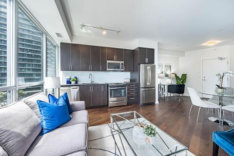 Photo 13 at 1012 - 20 Bruyeres Mews, Niagara, Toronto