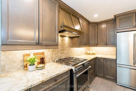 Photo 3 at 41 McDougall Drive, West Bayfield, Barrie