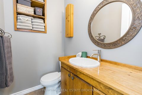 Photo 11 at 41 McDougall Drive, West Bayfield, Barrie