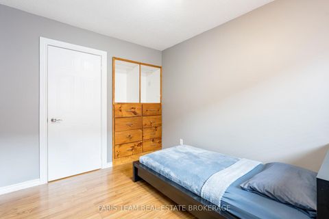 Photo 13 at 41 McDougall Drive, West Bayfield, Barrie