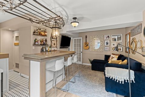 Photo 7 at 5 - 2303 Marine Drive, BR Bronte, Oakville
