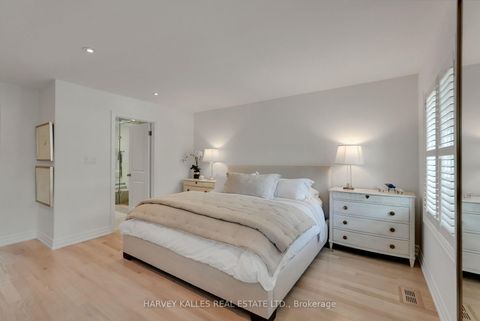 Photo 25 at 281 Snowdon Avenue, Lawrence Park North, Toronto
