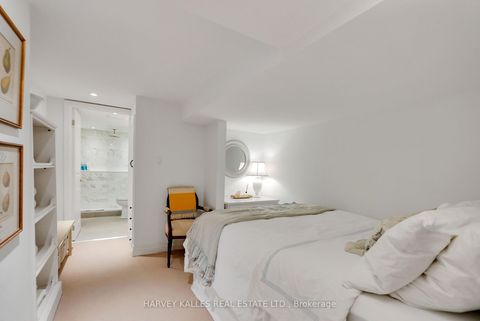 Photo 35 at 281 Snowdon Avenue, Lawrence Park North, Toronto