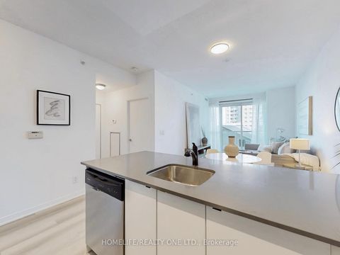 Photo 7 at 515 - 150 East Liberty Street, Niagara, Toronto