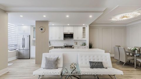 Photo 6 at 311 - 333 Clark Avenue, Yorkhill, Vaughan