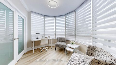 Photo 7 at 311 - 333 Clark Avenue, Yorkhill, Vaughan