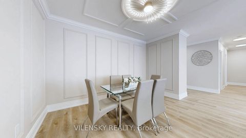 Photo 10 at 311 - 333 Clark Avenue, Yorkhill, Vaughan