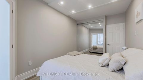 Photo 25 at 311 - 333 Clark Avenue, Yorkhill, Vaughan