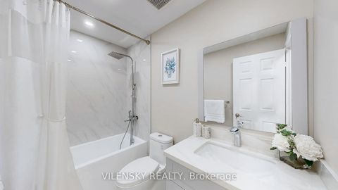 Photo 26 at 311 - 333 Clark Avenue, Yorkhill, Vaughan