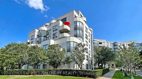 Photo 37 at 311 - 333 Clark Avenue, Yorkhill, Vaughan