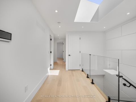 Photo 25 at 60 ST HUBERT Avenue, East York, Toronto