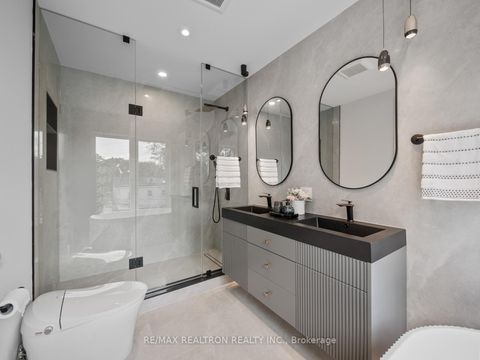 Photo 33 at 60 ST HUBERT Avenue, East York, Toronto