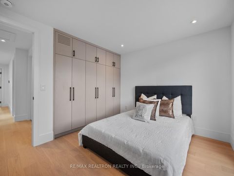Photo 37 at 60 ST HUBERT Avenue, East York, Toronto