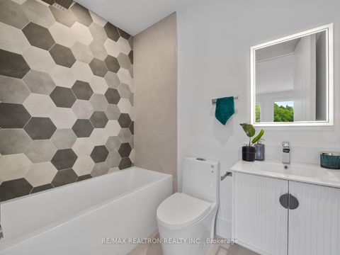 Photo 41 at 60 ST HUBERT Avenue, East York, Toronto