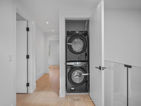 Photo 42 at 60 ST HUBERT Avenue, East York, Toronto