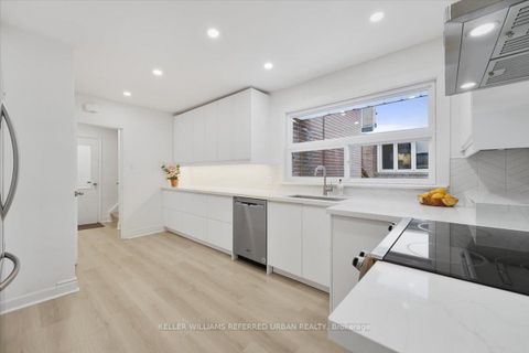 Photo 11 at 297 Betty Ann Drive, Willowdale West, Toronto