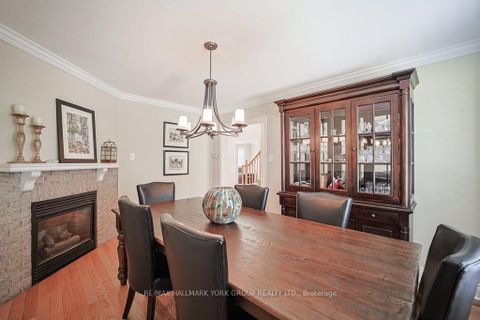 Photo 10 at 286 Kennedy Street W, Aurora Highlands, Aurora