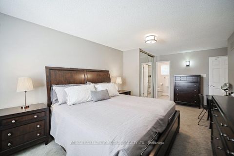 Photo 21 at 286 Kennedy Street W, Aurora Highlands, Aurora