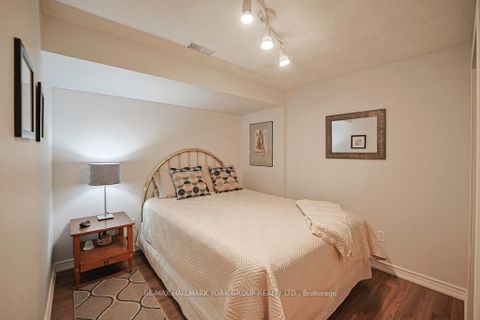 Photo 27 at 286 Kennedy Street W, Aurora Highlands, Aurora