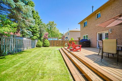 Photo 38 at 286 Kennedy Street W, Aurora Highlands, Aurora