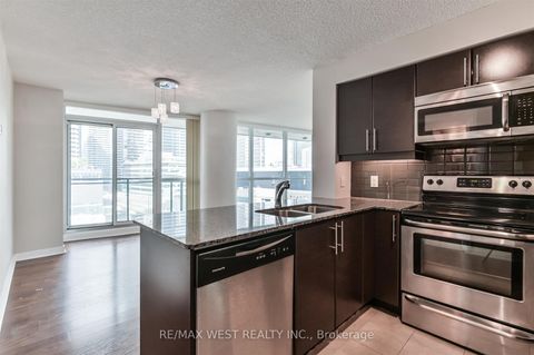 Photo 12 at 903 - 33 Bay Street, Waterfront Communities C1, Toronto