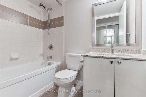 Photo 14 at 903 - 33 Bay Street, Waterfront Communities C1, Toronto